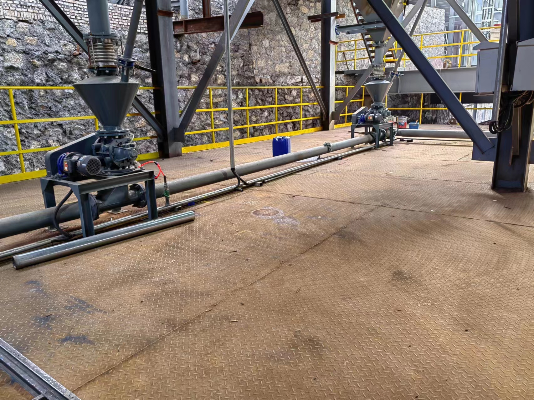 粉體氣力輸送系統的裝置結構和功能